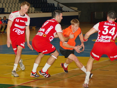 ilmuzi/hcas-snv-171117.jpg ilmuzi/hcas-snv-171117.jpg